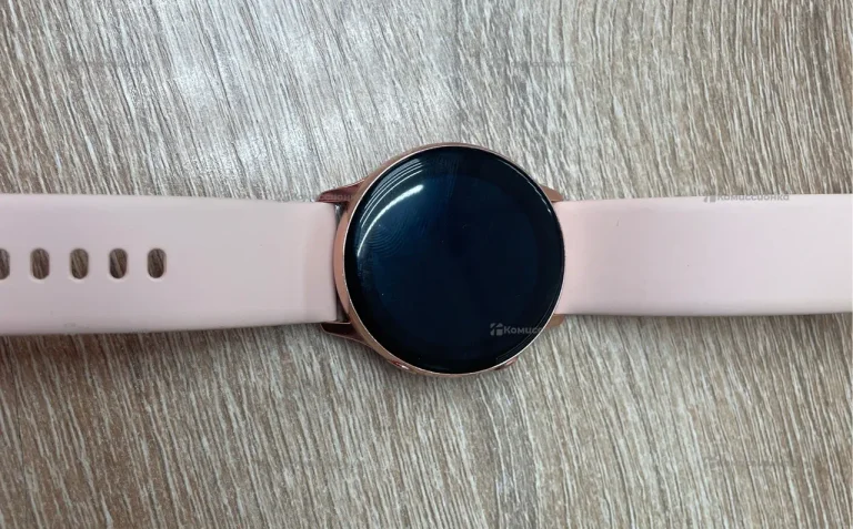 Часы Samsung Galaxy Active