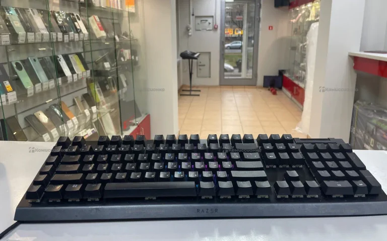 Игровая клавиатура Razer BlackWidow V4 Yellow Swit