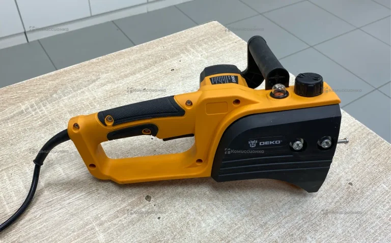 Электропила Deko 1600