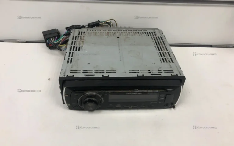 Автомагнитола   pioneer Den-2120Ub