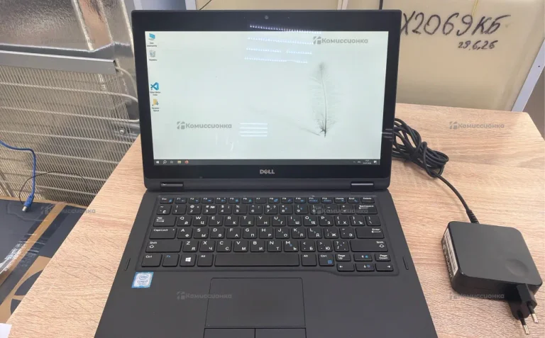 Ноутбук  Dell Latidude 5289
