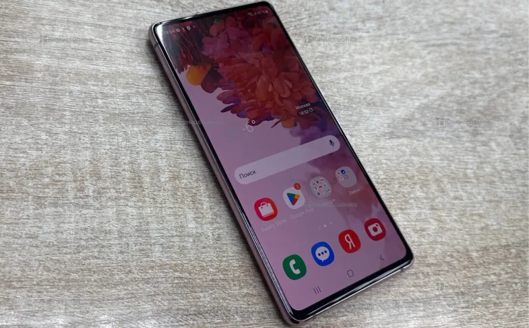 Samsung Galaxy S20 6/128 ГБ