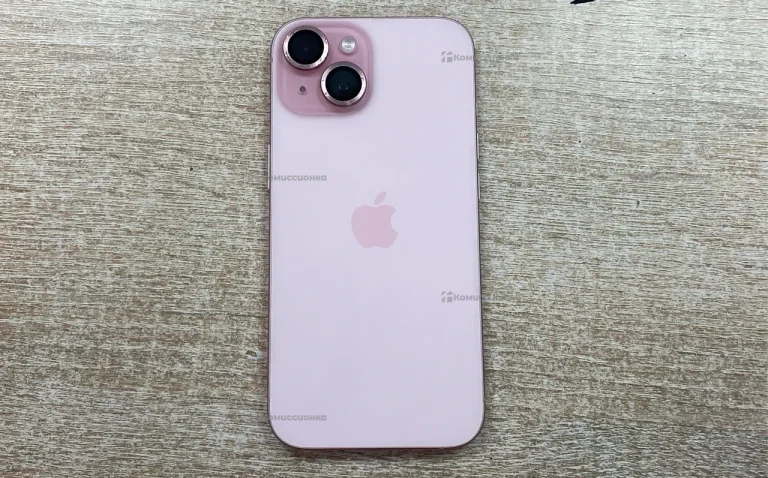 Apple iPhone 15 6/256 ГБ