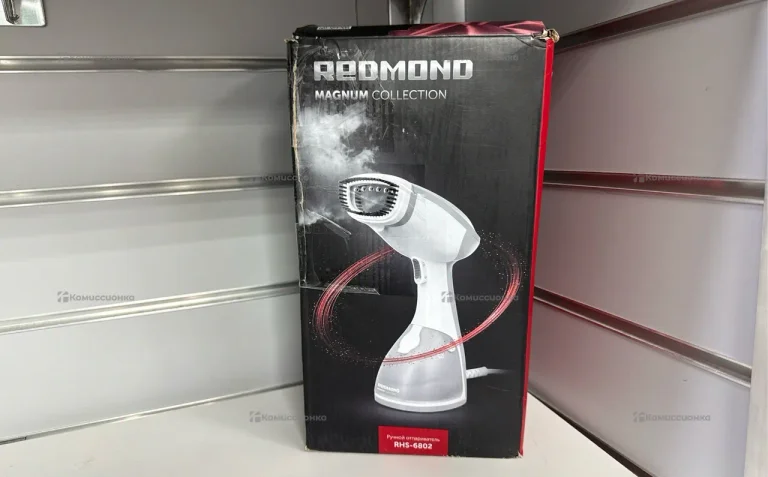 Отпариватель Redmond RHS-6802