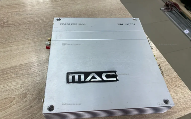 Усилитель  Mac FEARLESS 2000 750 WATTS