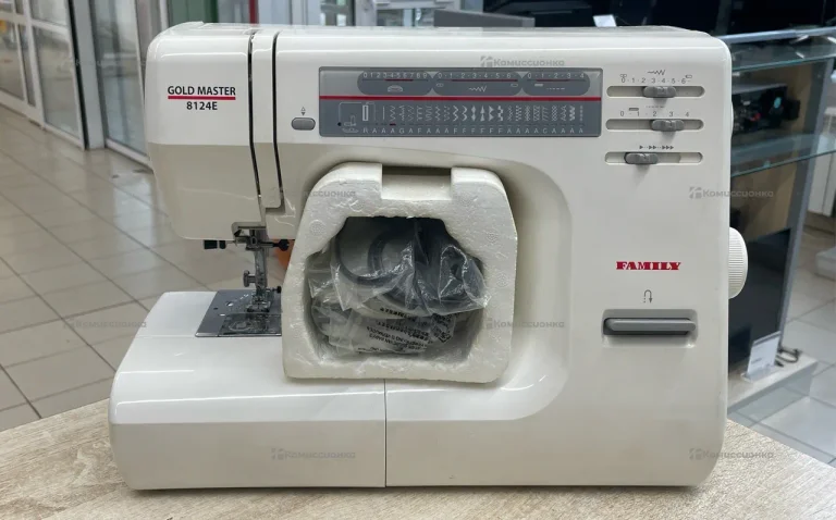 Швейная машина Family Gold Master 8124E