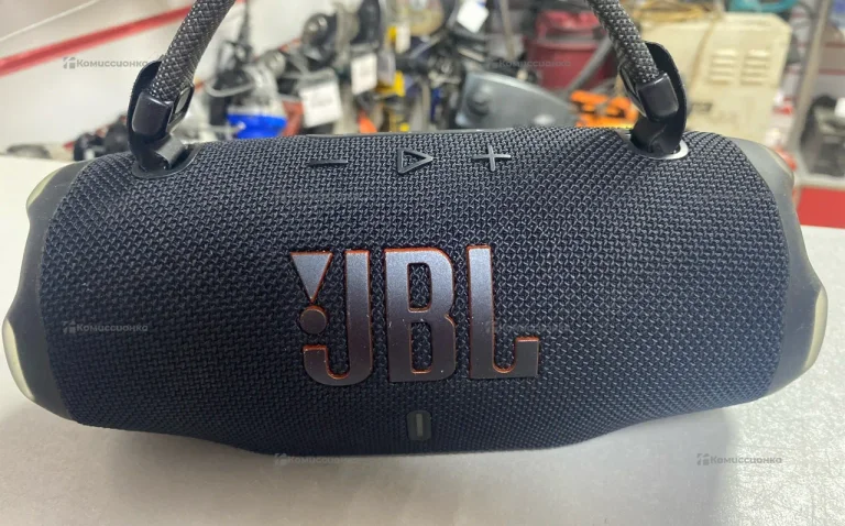 Портативная колонка JBL Charge 6