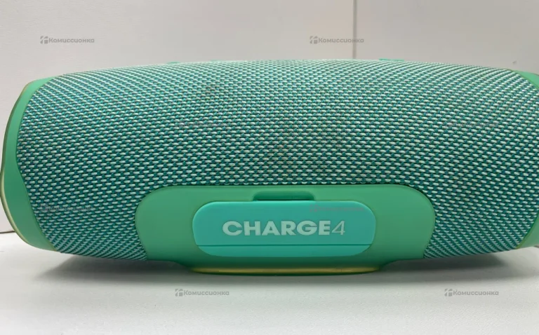 Колонка JBL charge 4