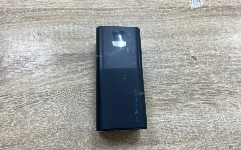 Повербанк NRG Turbo V4