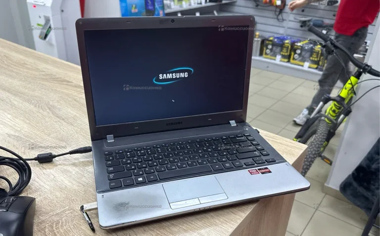 Ноутбук  Samsung