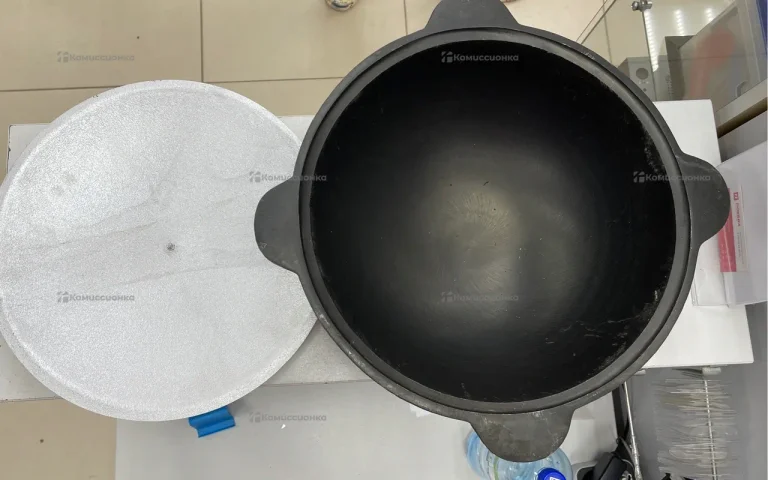 Казан с крышкой 8л