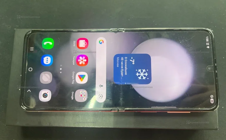 Samsung Galaxy Z Flip5 8/512 ГБ