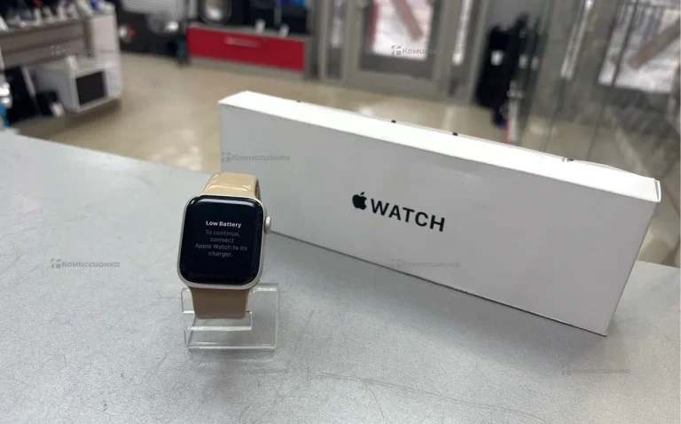 Часы Apple Watch SE 2 40 MM