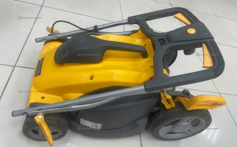 Газонокосилка Stiga Combi 44 E