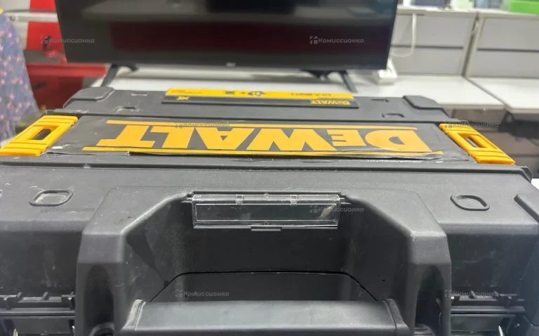 Лазерный уровень Dewalt