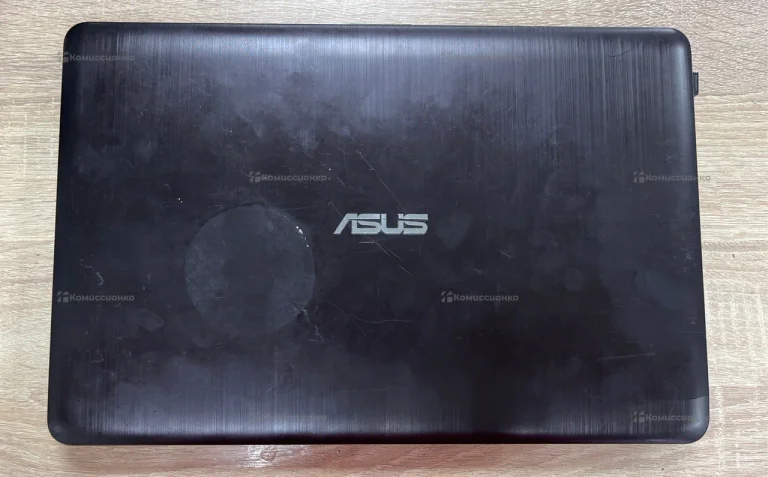 Ноутбук  Asus x540U