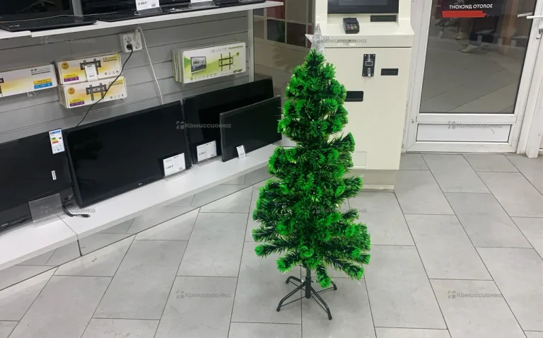 Искусственная елка