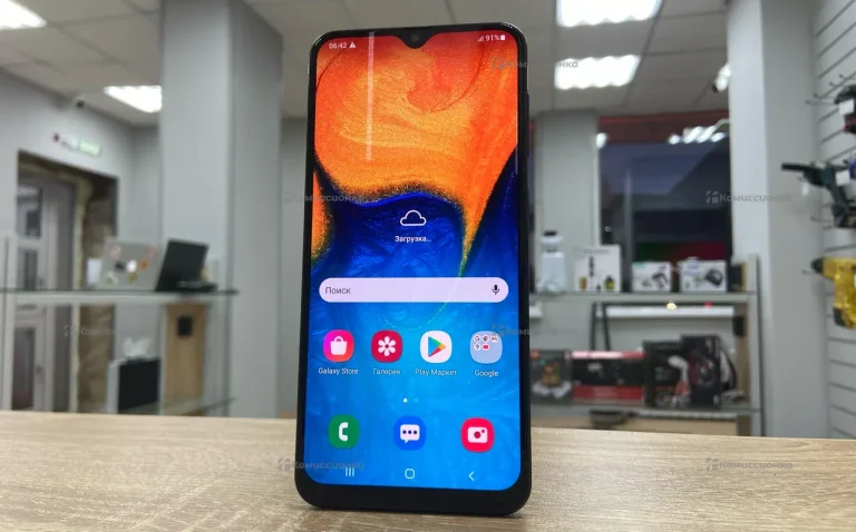 Samsung Galaxy A20 3/32 ГБ