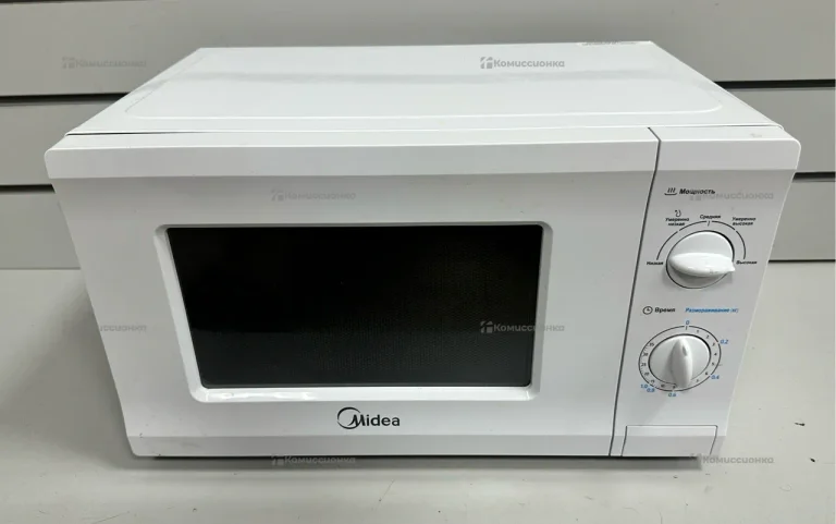 Микроволновая печь Midea MM720CPI