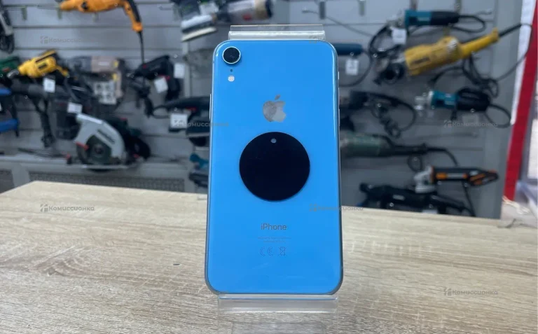 Apple iPhone XR 4/128 ГБ