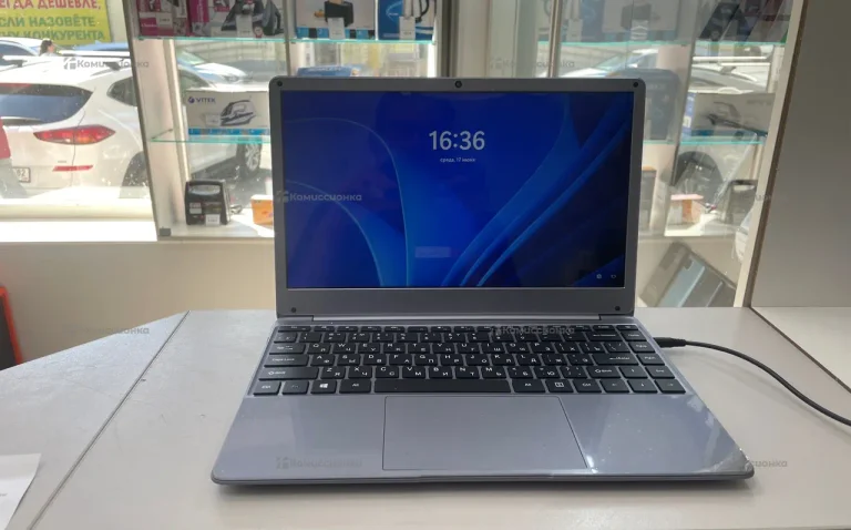 Ноутбук  серый Celeron N4020 8/256