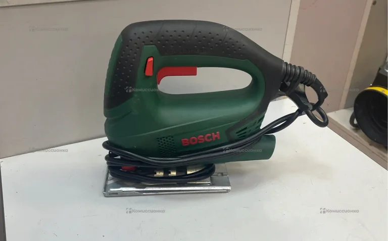 Лобзик Bosch PST 700 E