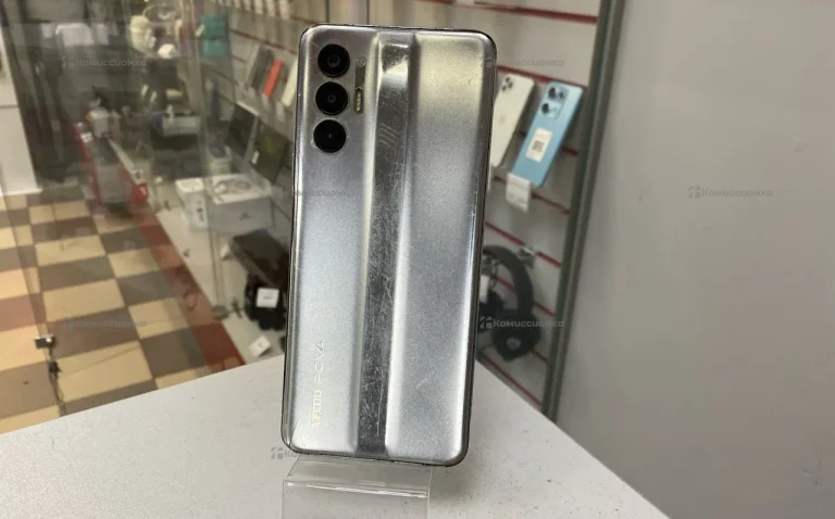 Tecno Pova 3 6/128 ГБ