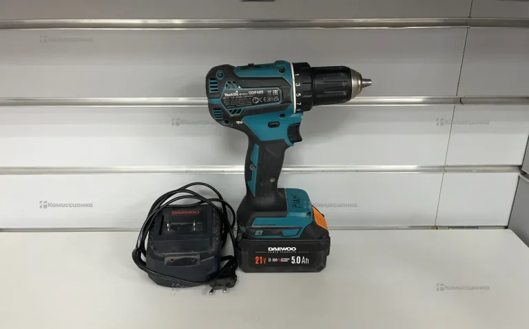 Шуруповерт Makita DDF485