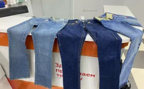 Купить Джинсы б/у , в Красноярск Цена:2990рублей