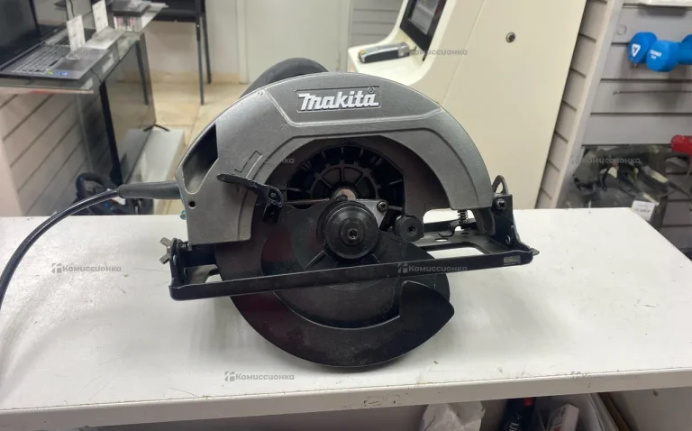 Циркулярная пила Circular saw