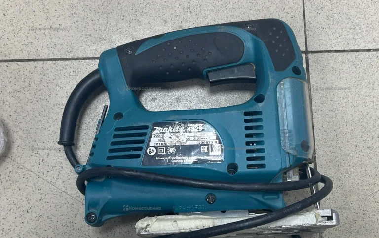 Электролобзик makita 4329