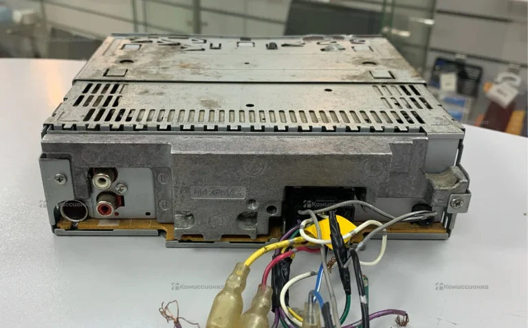 Автомагнитола Pioner DEH-1220MP