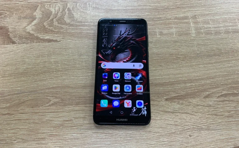 Huawei P smart 3/32 ГБ