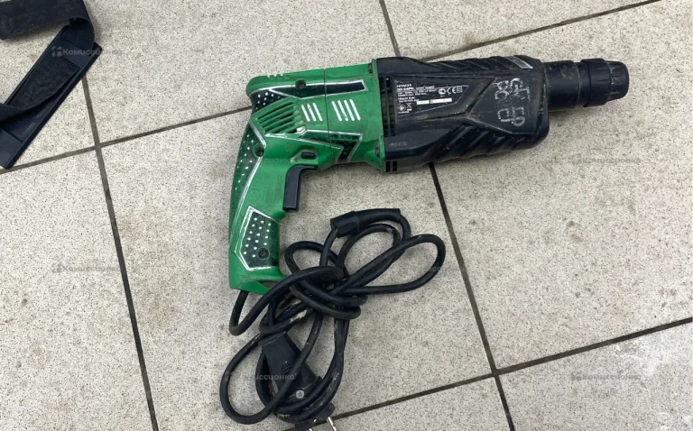 Перфоратор Hitachi DH24PH