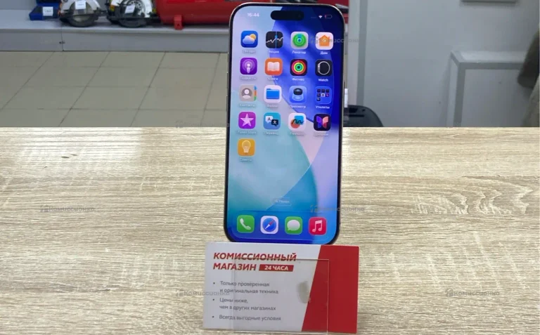 Apple iPhone 16 Pro 8/128 ГБ