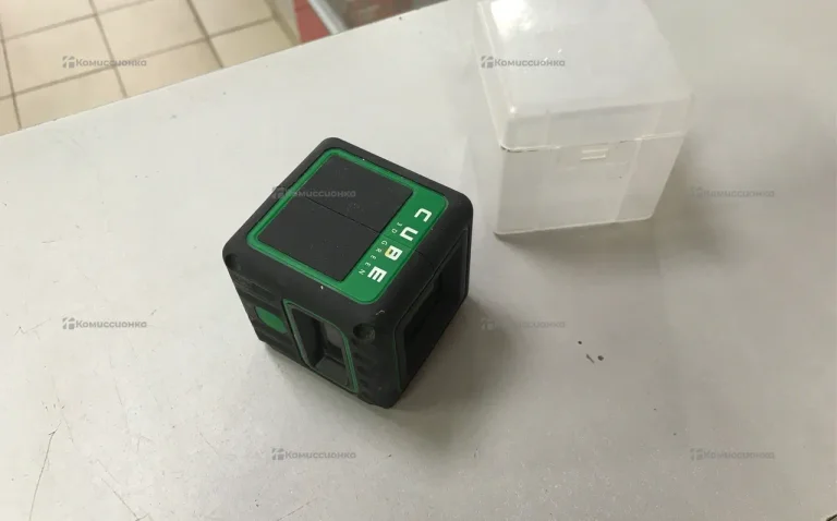 Лазерный уровень CUBE 3D