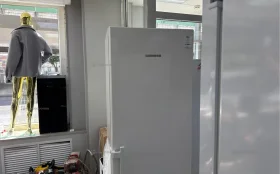 Купить Холодильник Liebherr CBN 4815 Index 20C б/у , в Москва и область Цена:22900рублей