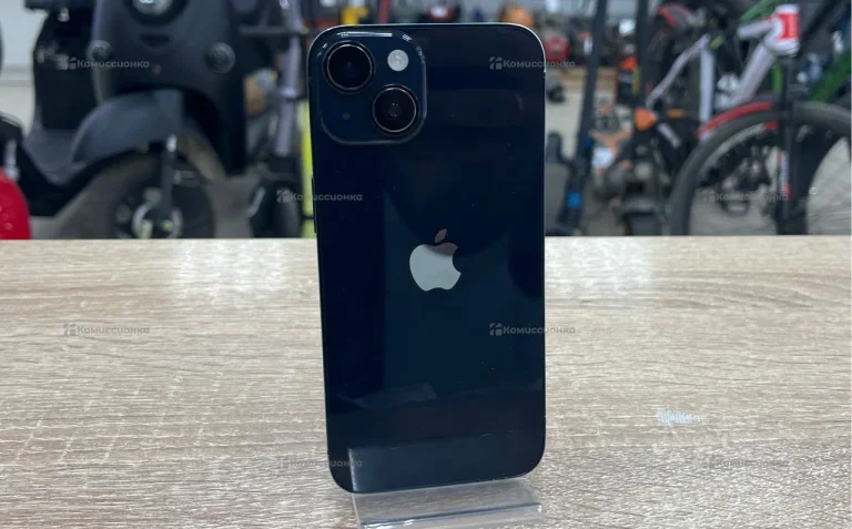 Apple iPhone 14 6/128 ГБ