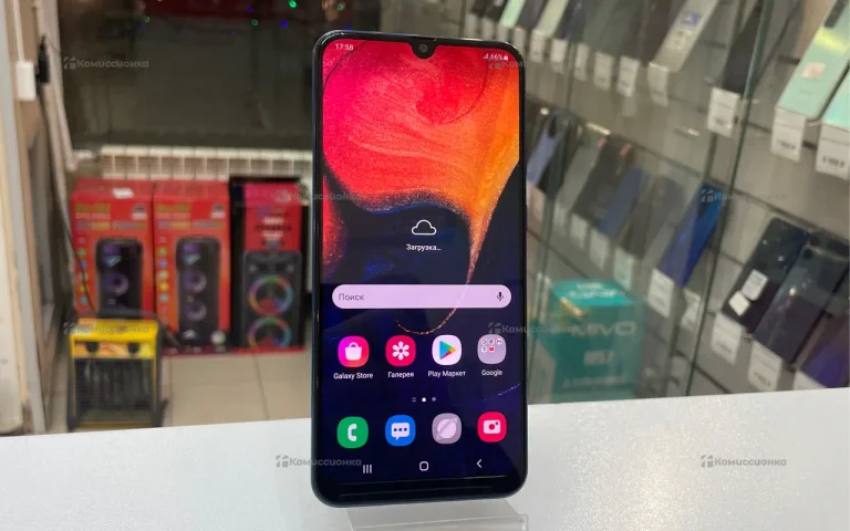 Samsung Galaxy A50 4/64 ГБ