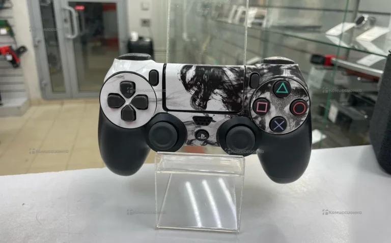 Геймпад Sony DualShock 4 для PlayStation 4