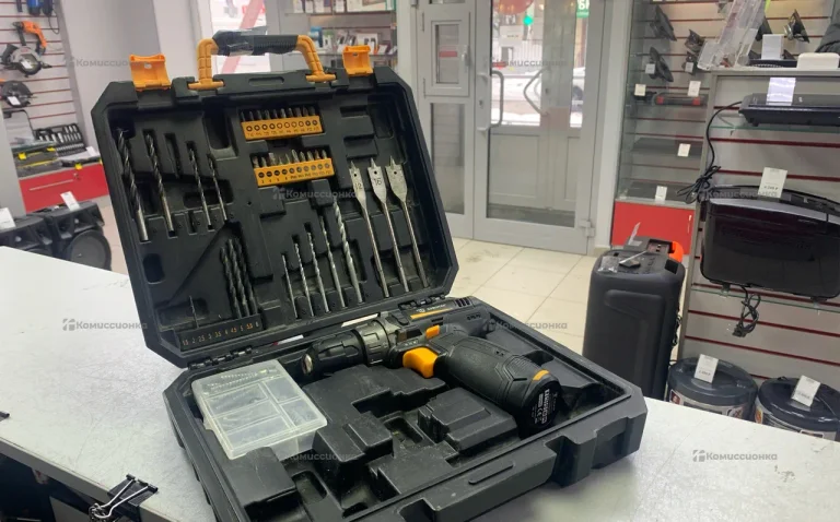 Шуруповерт DEKO  GCD12DU3