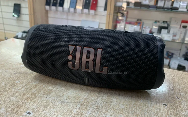 Колонка JBl Charge 5