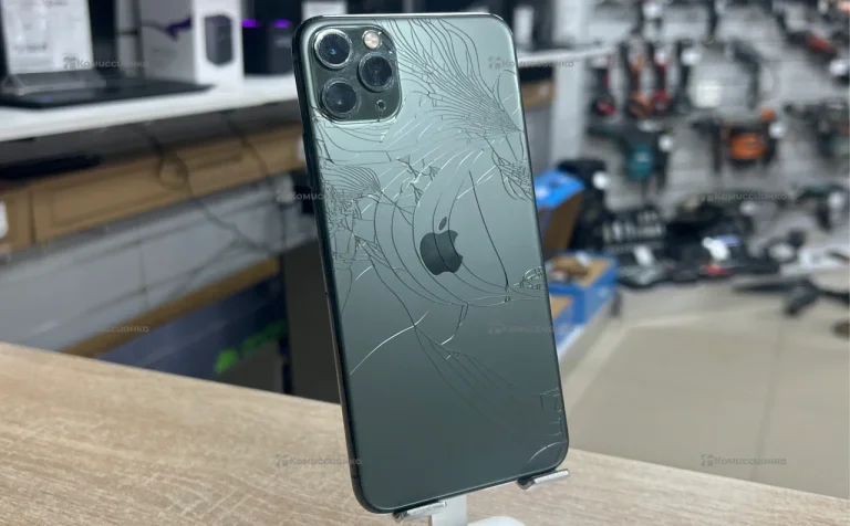 Apple iPhone 11 Pro Max 4/64 ГБ