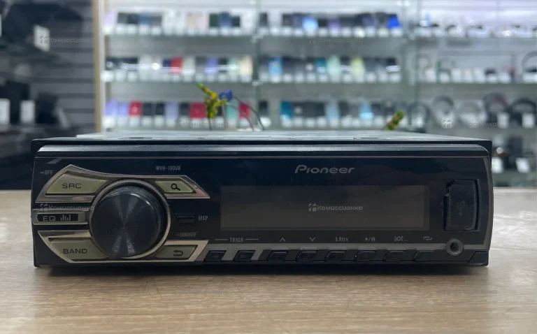 Автомагнитола  Pioneer MVH-150UB