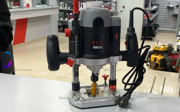 Фрезер P.I.T. PER12-C