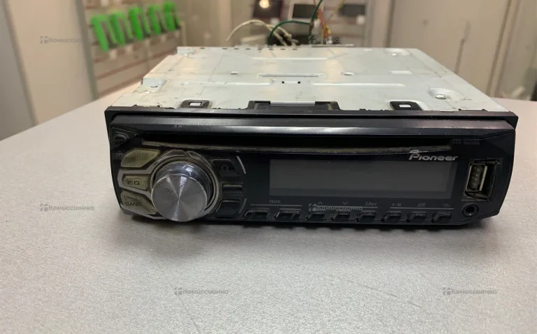 Автомагнитола  Pioneer DEH-1600UBG