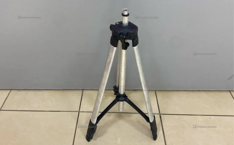 Штатив строительный
