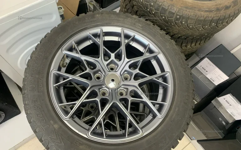 Диски зимние на литье 5/114.3 255/55 r16 24 год