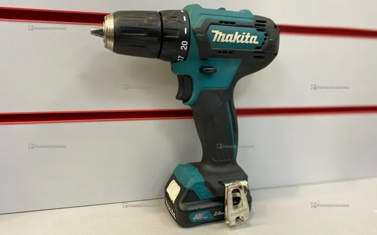 Шуруповерт Makita DF333DWAE