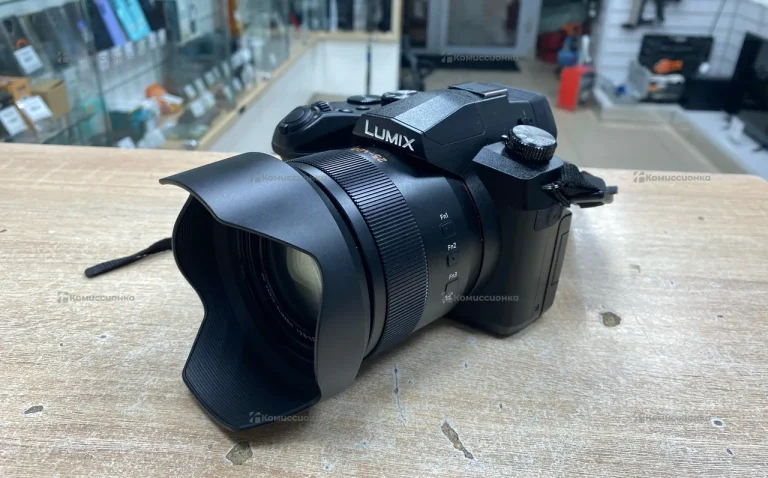 Фотоаппарат Panasonic DC-FZ10002